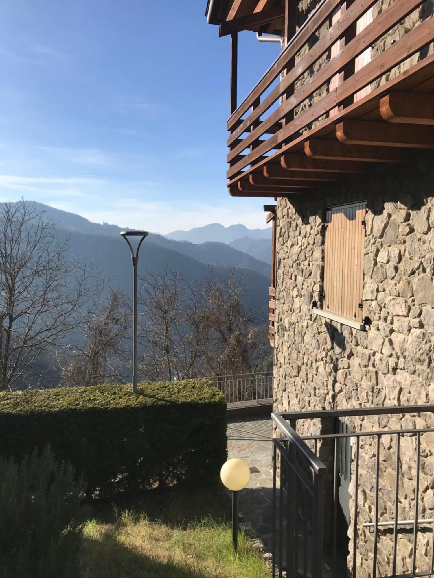 Ferienwohnung Mangia, Leggi, Dormi Costa di Serina Exterior foto
