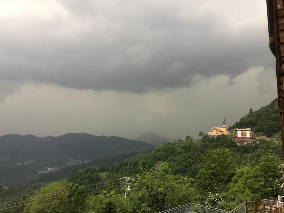 Ferienwohnung Mangia, Leggi, Dormi Costa di Serina Exterior foto