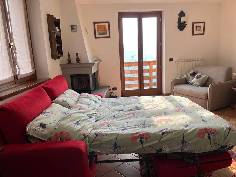 Ferienwohnung Mangia, Leggi, Dormi Costa di Serina Exterior foto
