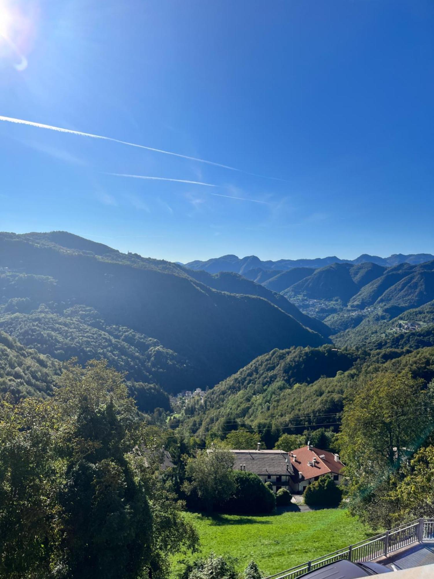 Ferienwohnung Mangia, Leggi, Dormi Costa di Serina Exterior foto